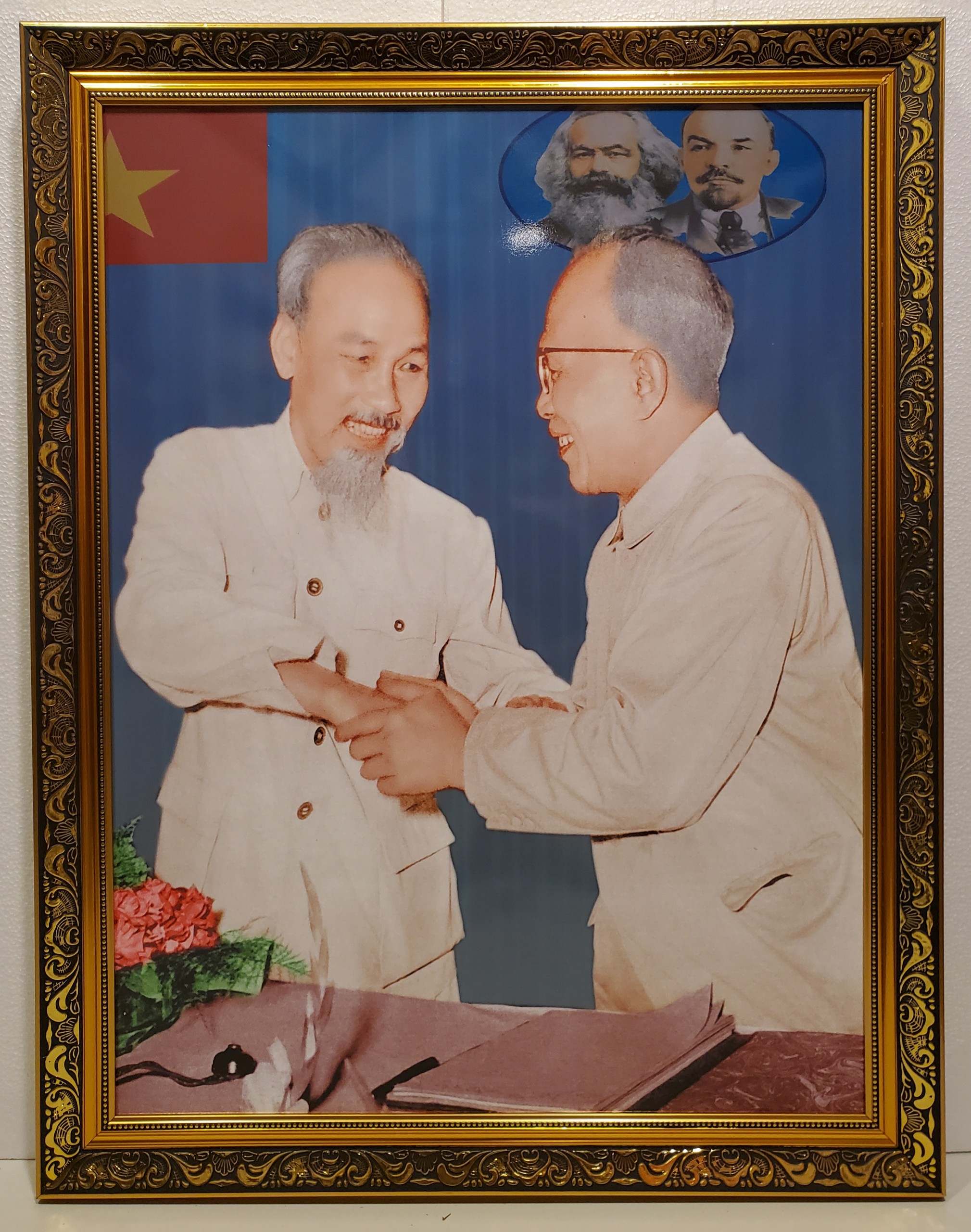 Ảnh gốc in dầu bác tôn & bác hồ