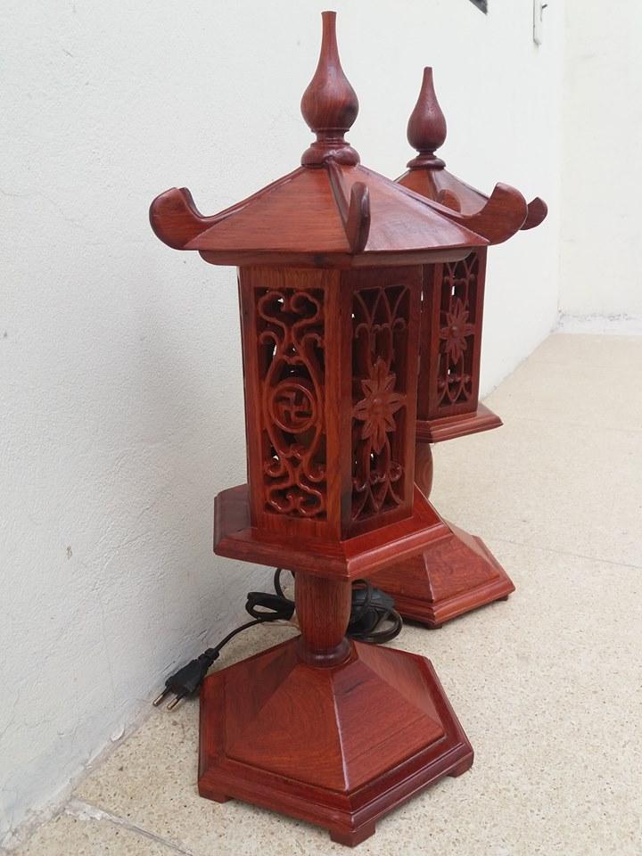 ĐÈN trang trí  gỗ hương cao 50cmx20cm