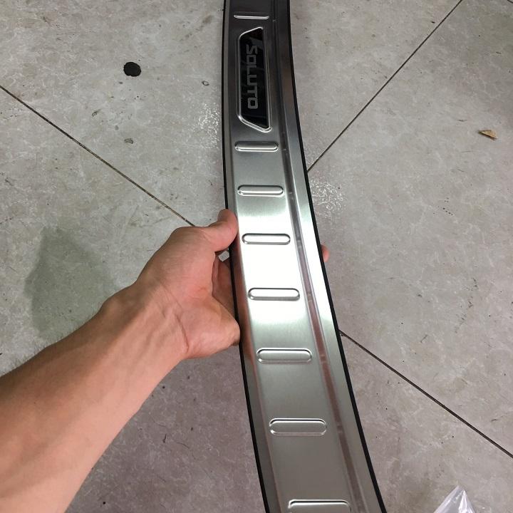 CHỐNG TRẦY CỐP NGOÀI INOX KIA SOLUTO