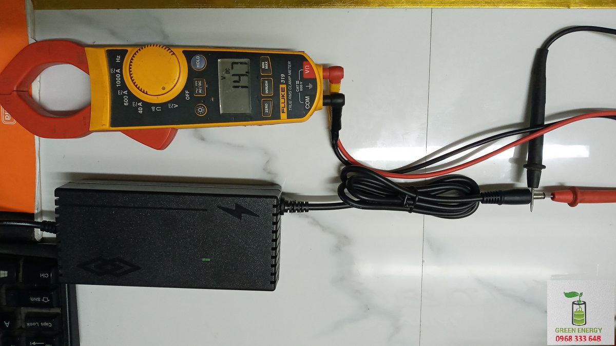 Sạc pin Lithium sắt Lifepo4 12v 4S (14.6V) 5A