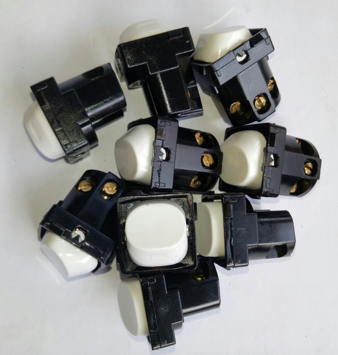 [Sino] [COMBO 2 cái ] Công Tắc 2 Chiều/Công Tắc Cầu Thang