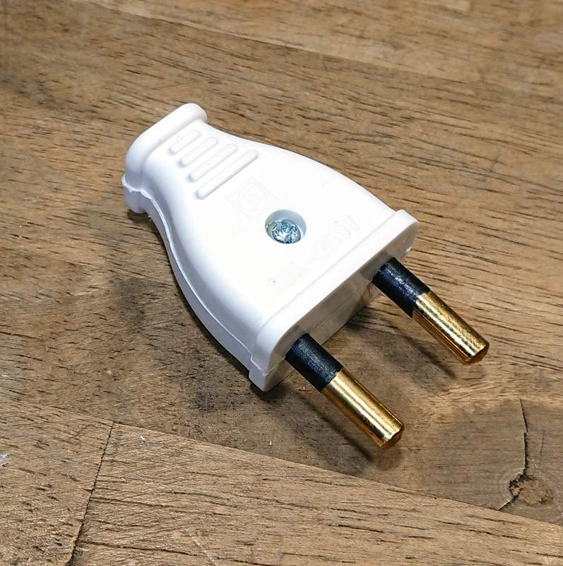 Phích cắm điện tròn chân đồng siêu bền 10A 250V chống vỡ chống cháy - Phích siêu bền 10A 250V