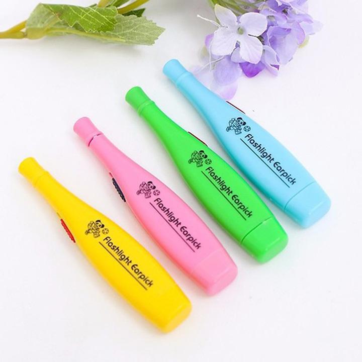 Dụng cụ lấy dáy tai có đèn