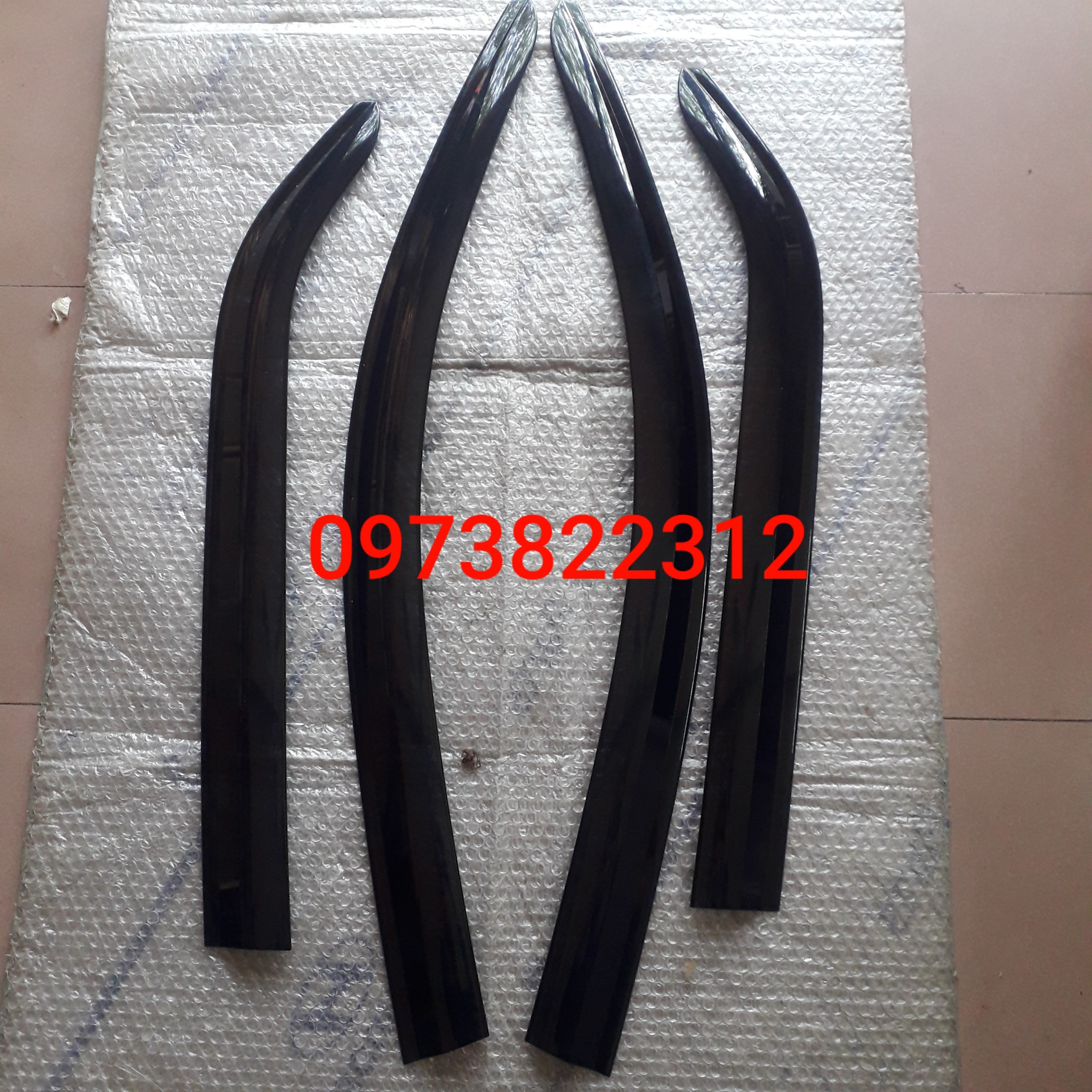 Vè che mưa Fortuner 05-15 (Giá 1 Bộ) KOREA