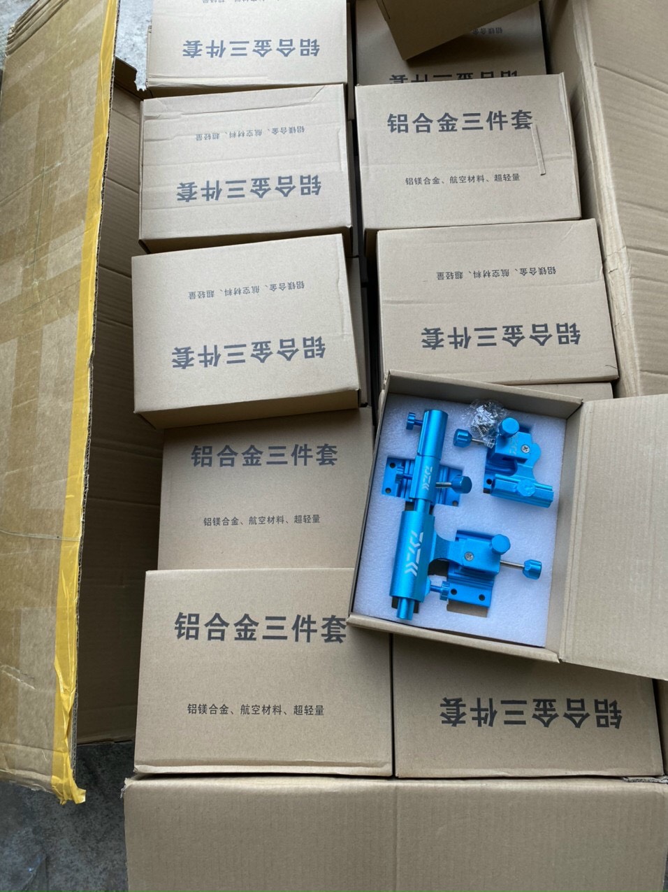 Bộ phụ kiện thùng câu đài