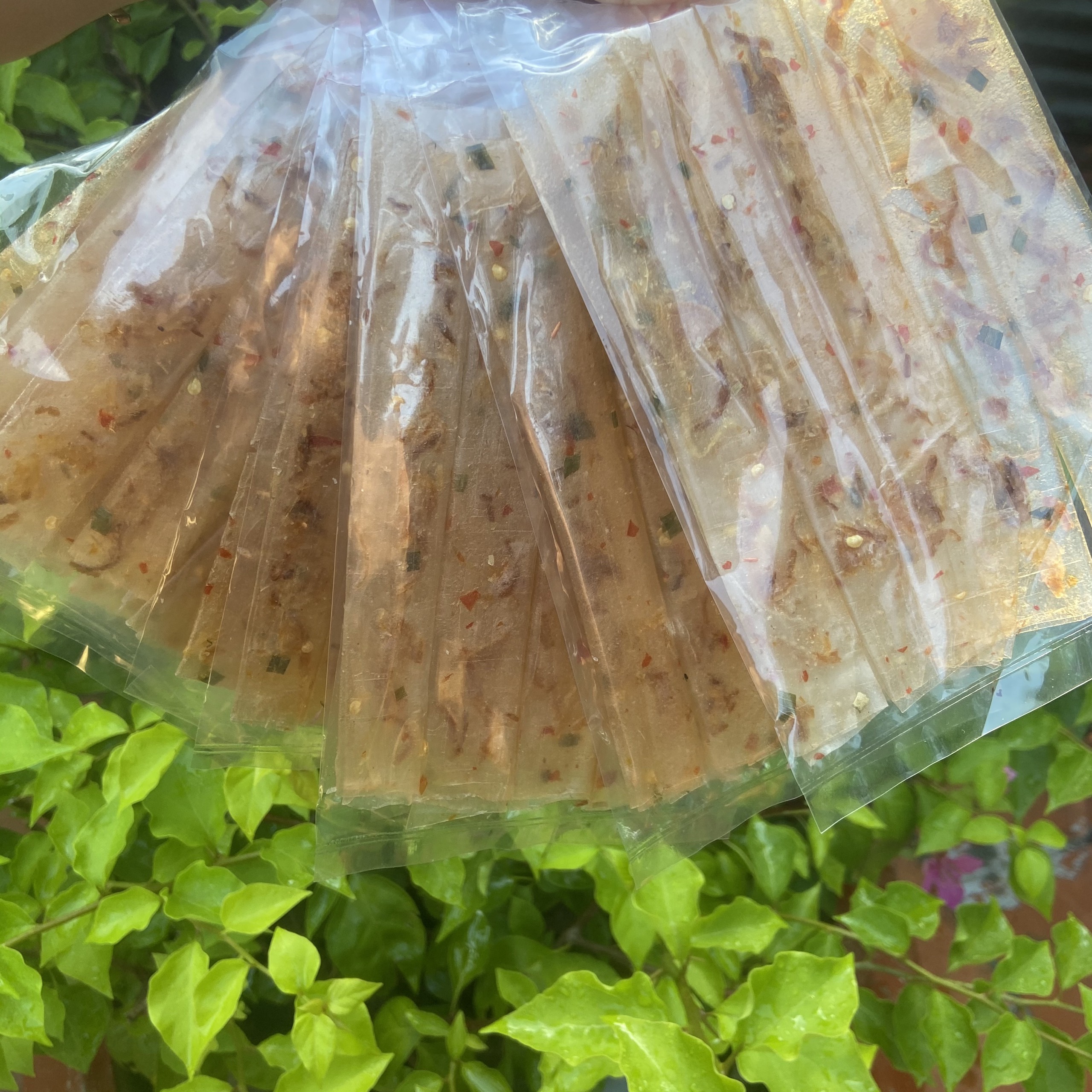 Bánh tráng cuộn hành phi- BÁNH TRÁNG MIMIN