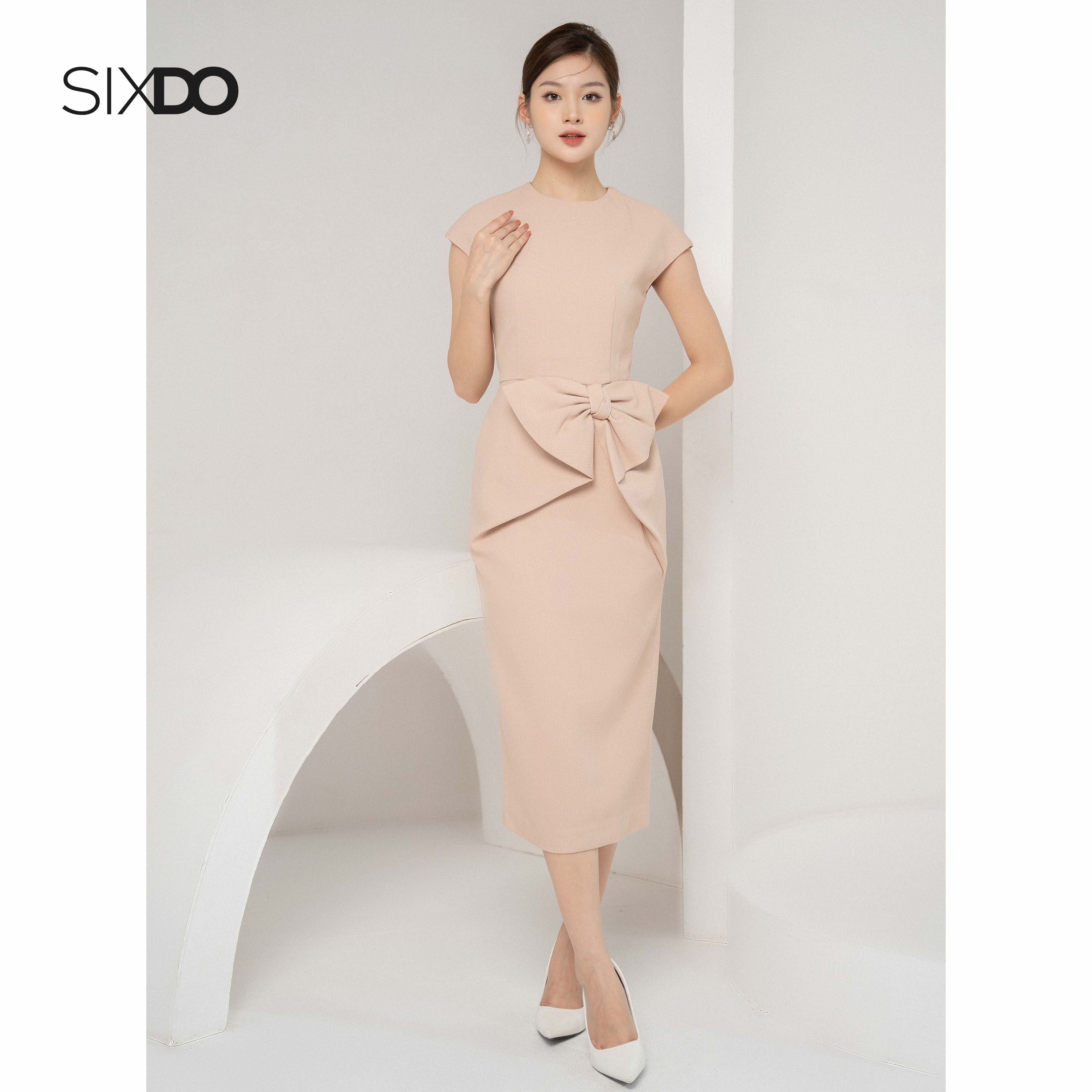 Đầm be dáng bút chì cổ tròn phối nơ eo SIXDO (Beige Cap Sleeves Midi Raw Dress)