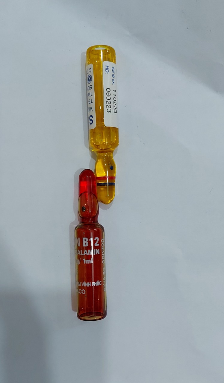 cặp ống nước pha kem trắng nhanh