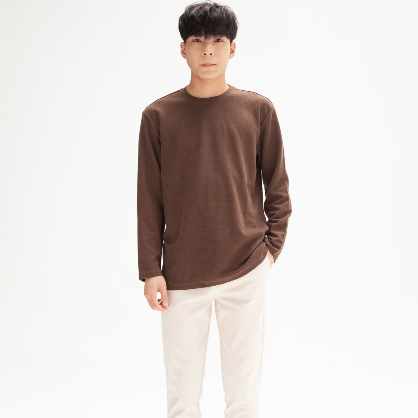 Áo Nỉ Dài Tay Look Max Sweater