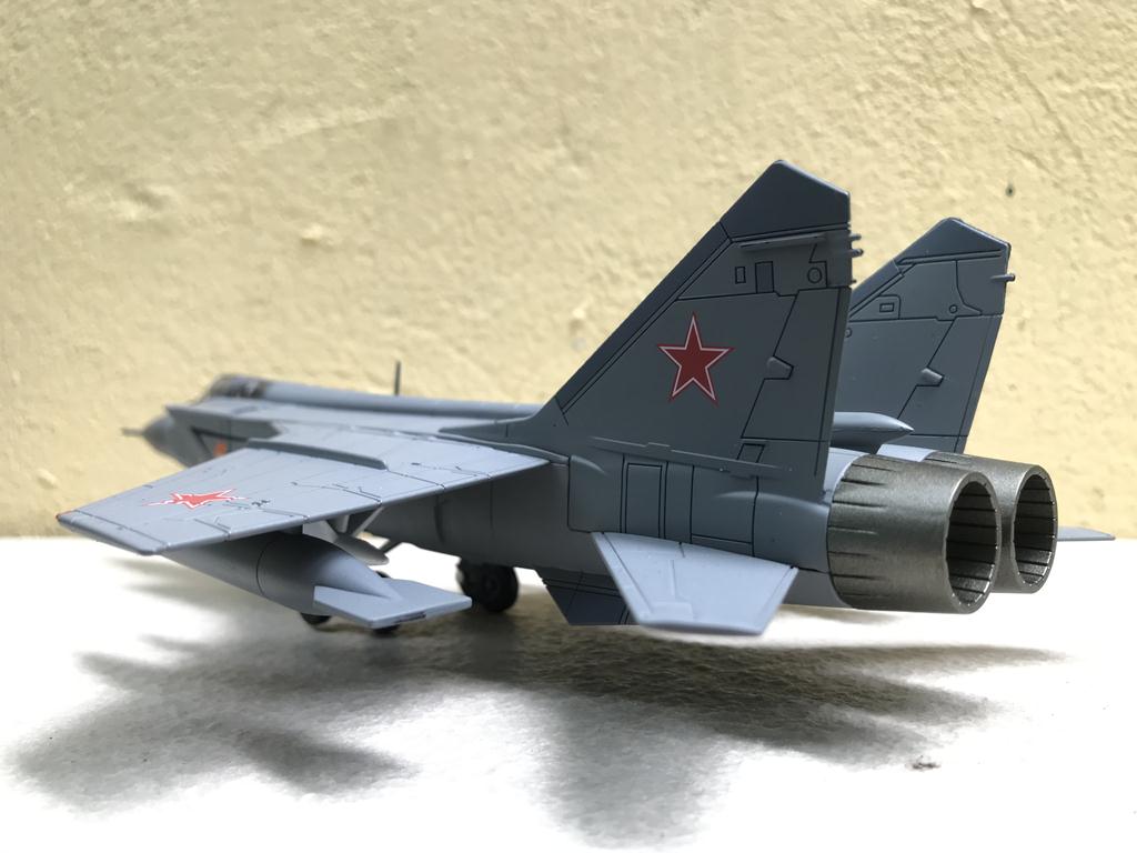 Mô hình máy bay MIG-31 Fighter 1:72