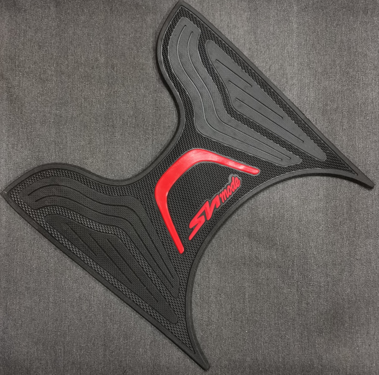 THẢM LÓT CHÂN XE SH MODE MẪU MỚI CAO CẤP (MÀU ĐỎ)