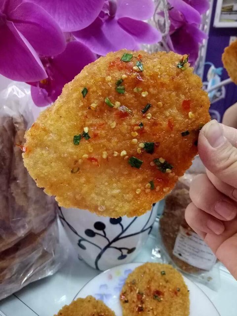 10 bịch cơm cháy chiên mắm