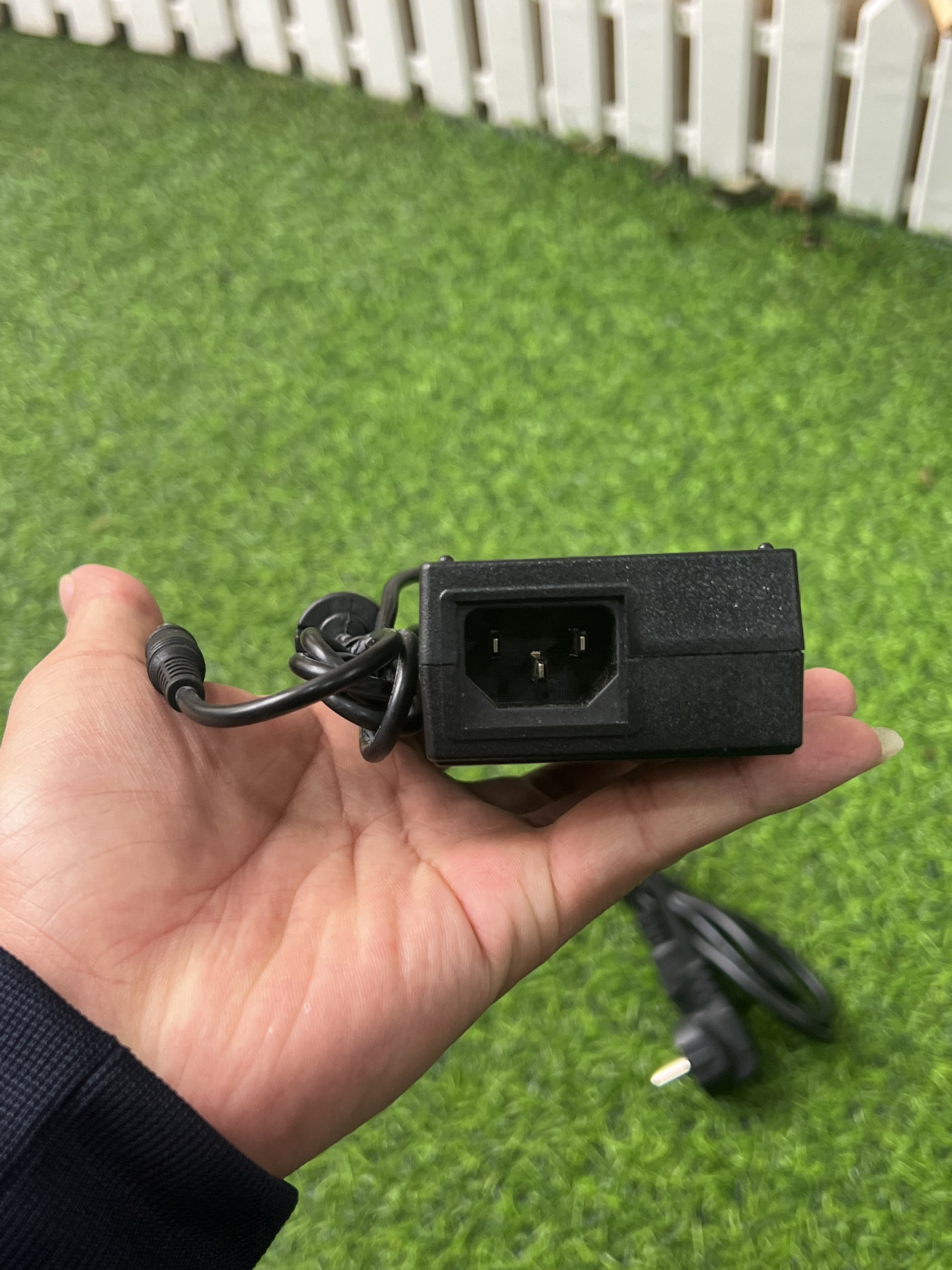 SẠC 15V 6a