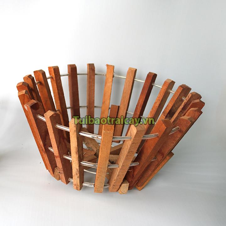 Chậu lan gỗ bản vuông phi 30cm