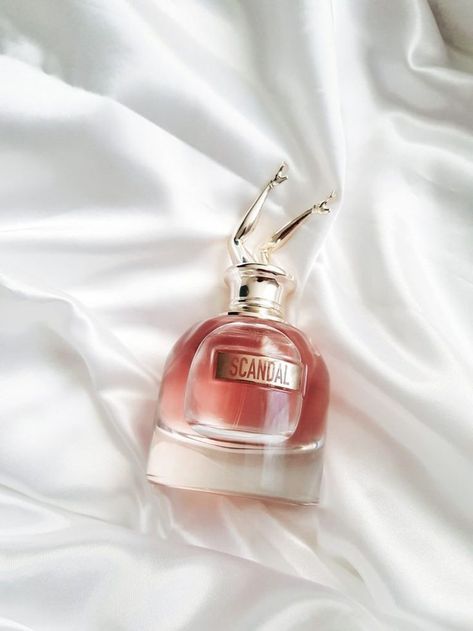 (Authentic)Nước hoa nữ chiết Scandal EDP 10ml
