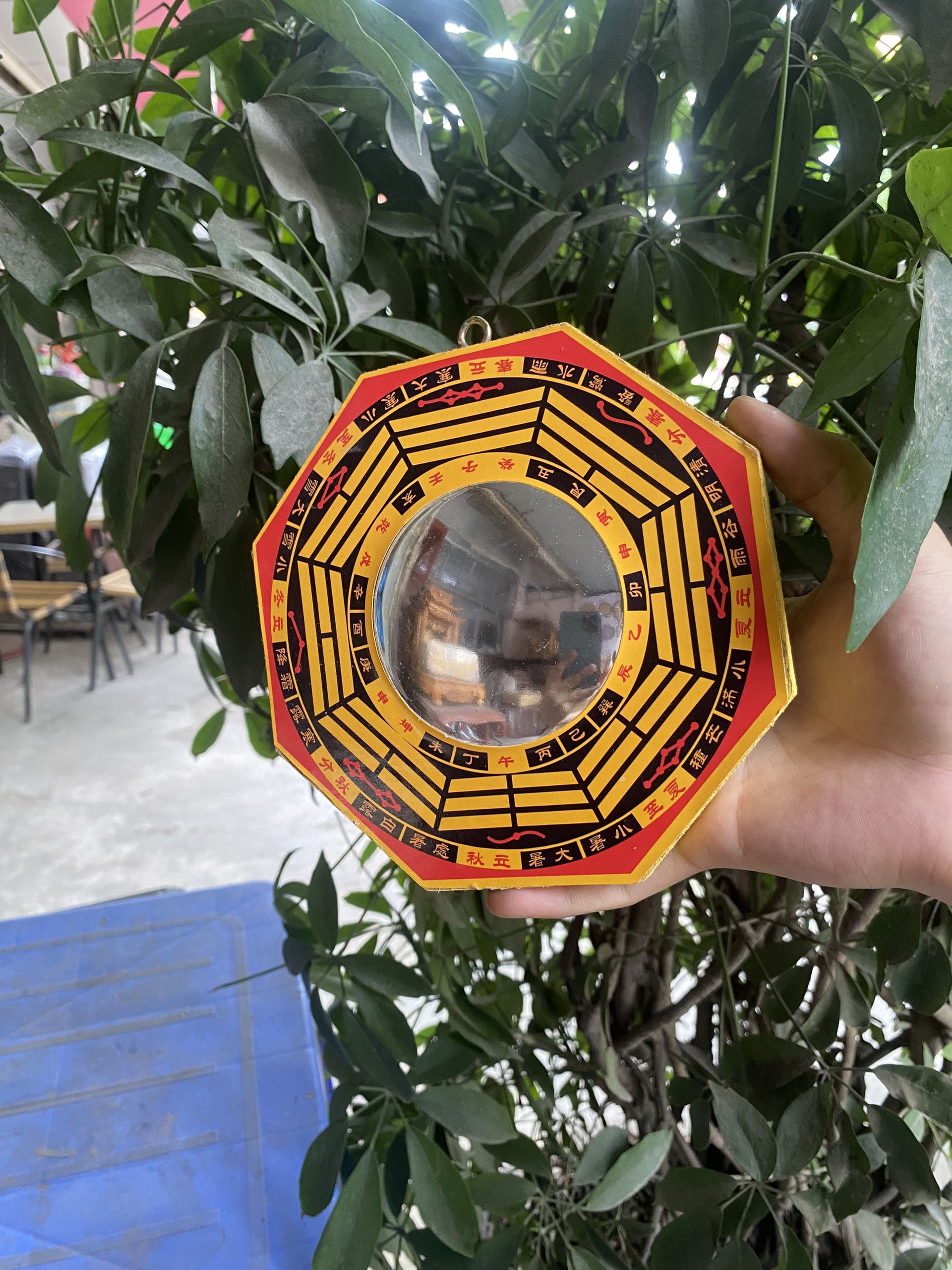 Gương bát quái lồi bằng gỗ