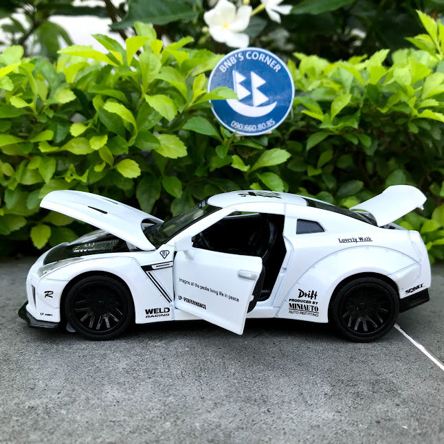 [BNB's Corner] Xe mô hình 1:32 Nissan GTR hãng Mini Auto - Full box