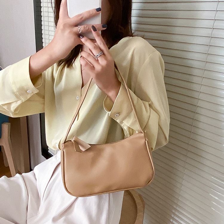 (Mới) Túi kẹp nách nữ da trơn siêu mềm D896