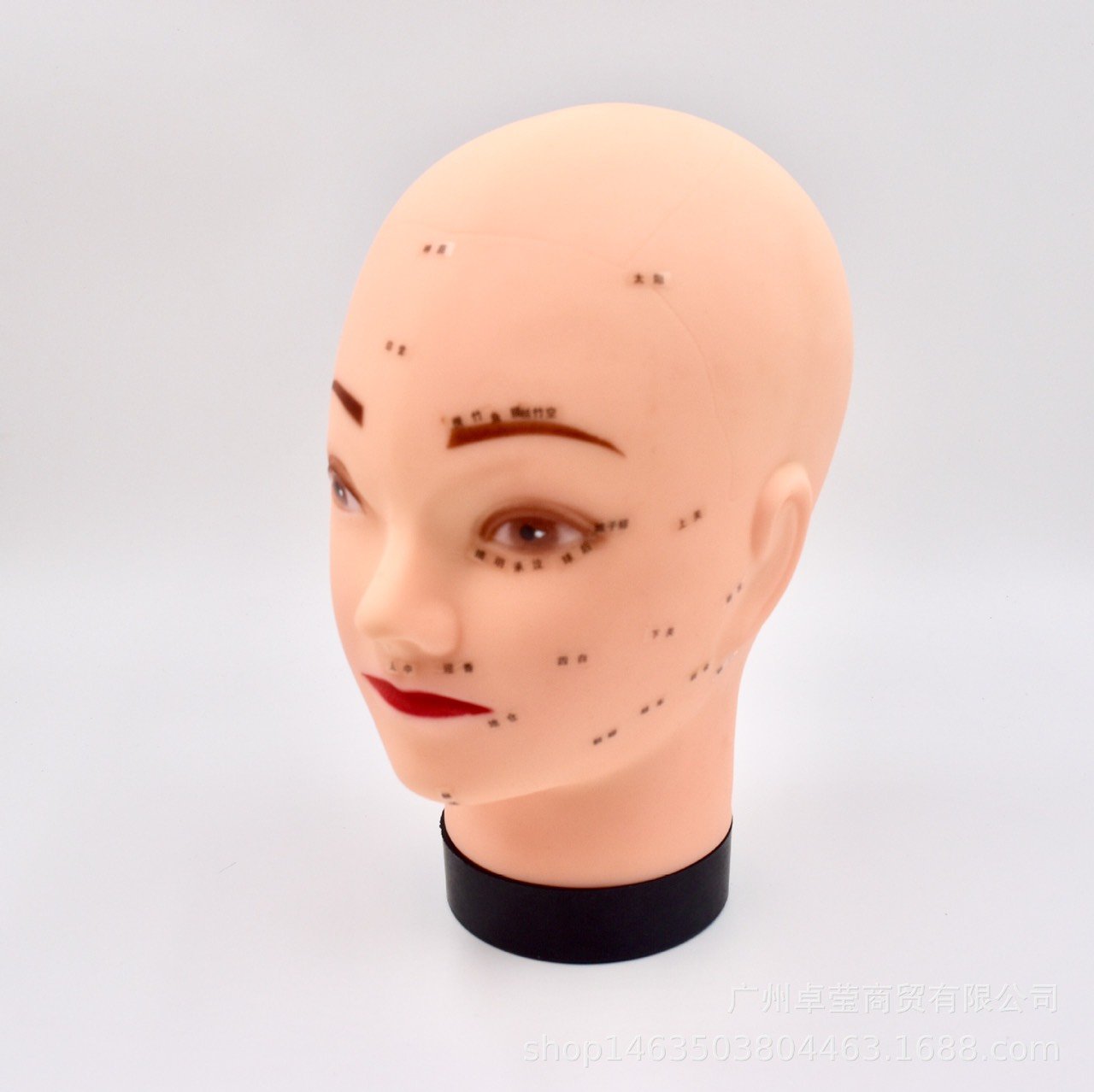 Đầu manocanh học massage nối mi