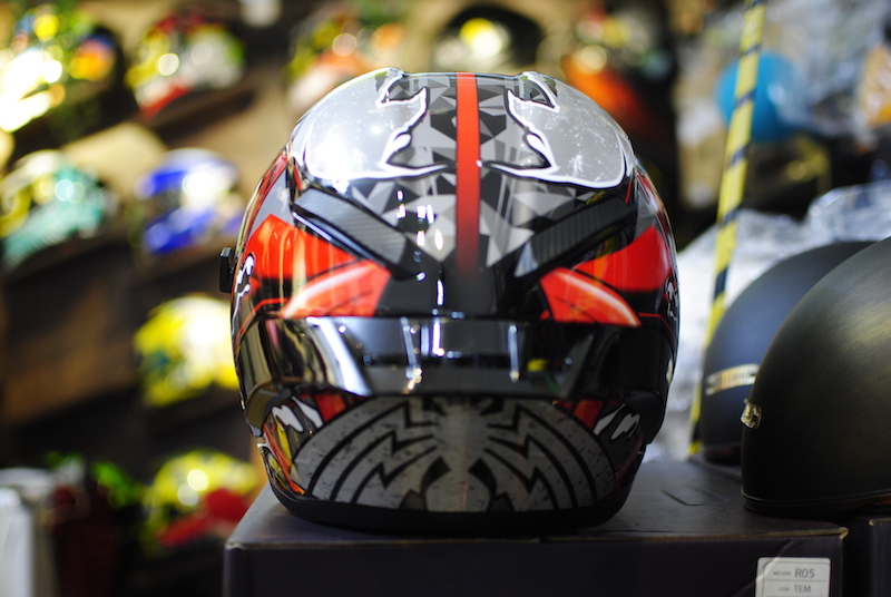Mũ bảo hiểm Fullface 2 KÍNH ROC 03 tem Venom