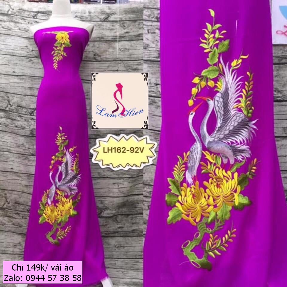 Lâm Hiền-vải áo dài thêu LH162