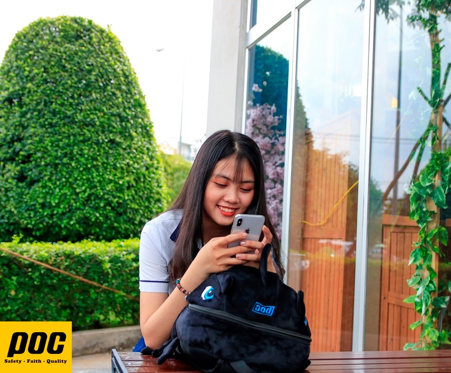 Balo Khủng Long dễ thương đủ loại màu luôn nè
