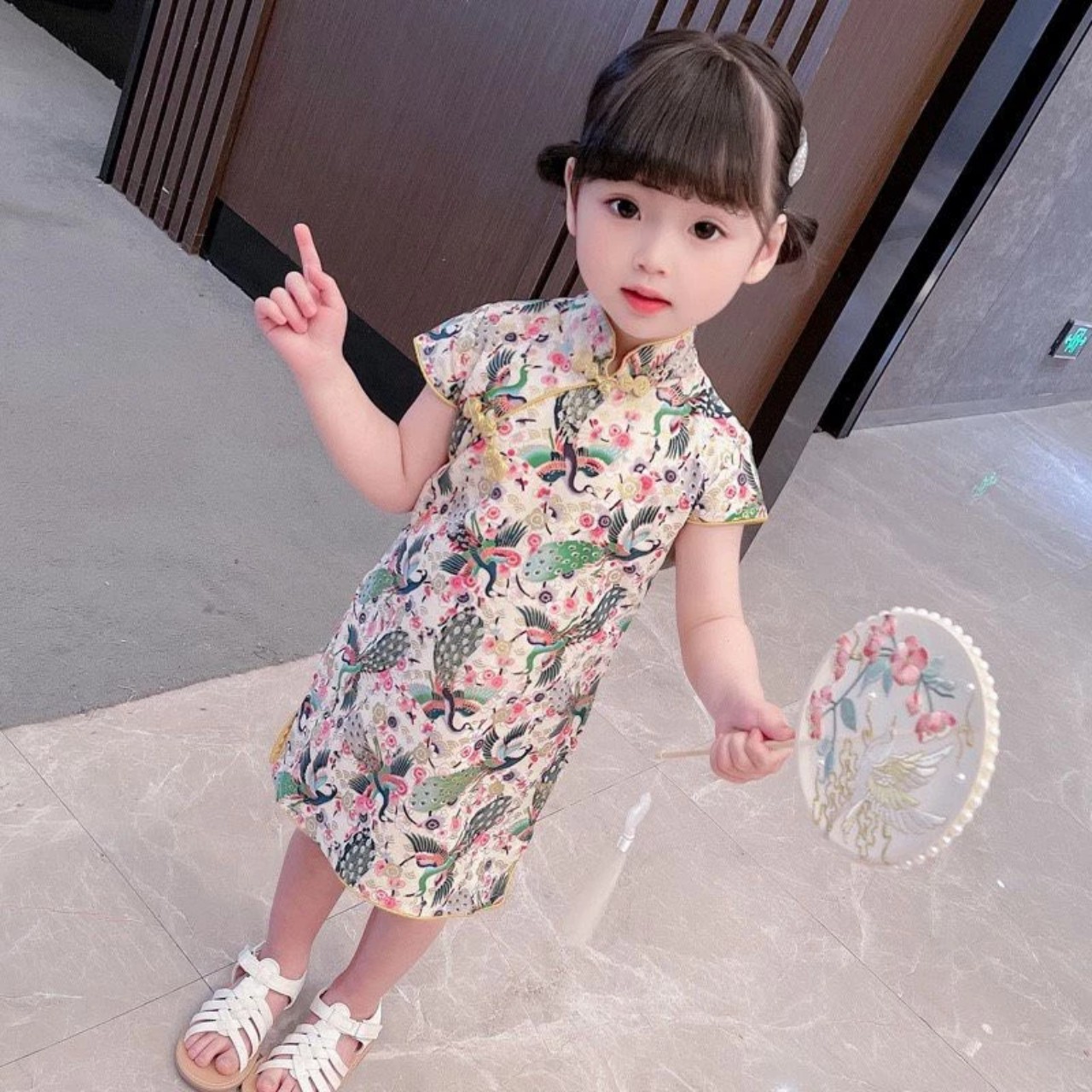VÁY SƯỜN XÁM CHO BÉ GÁI ĐIỆU