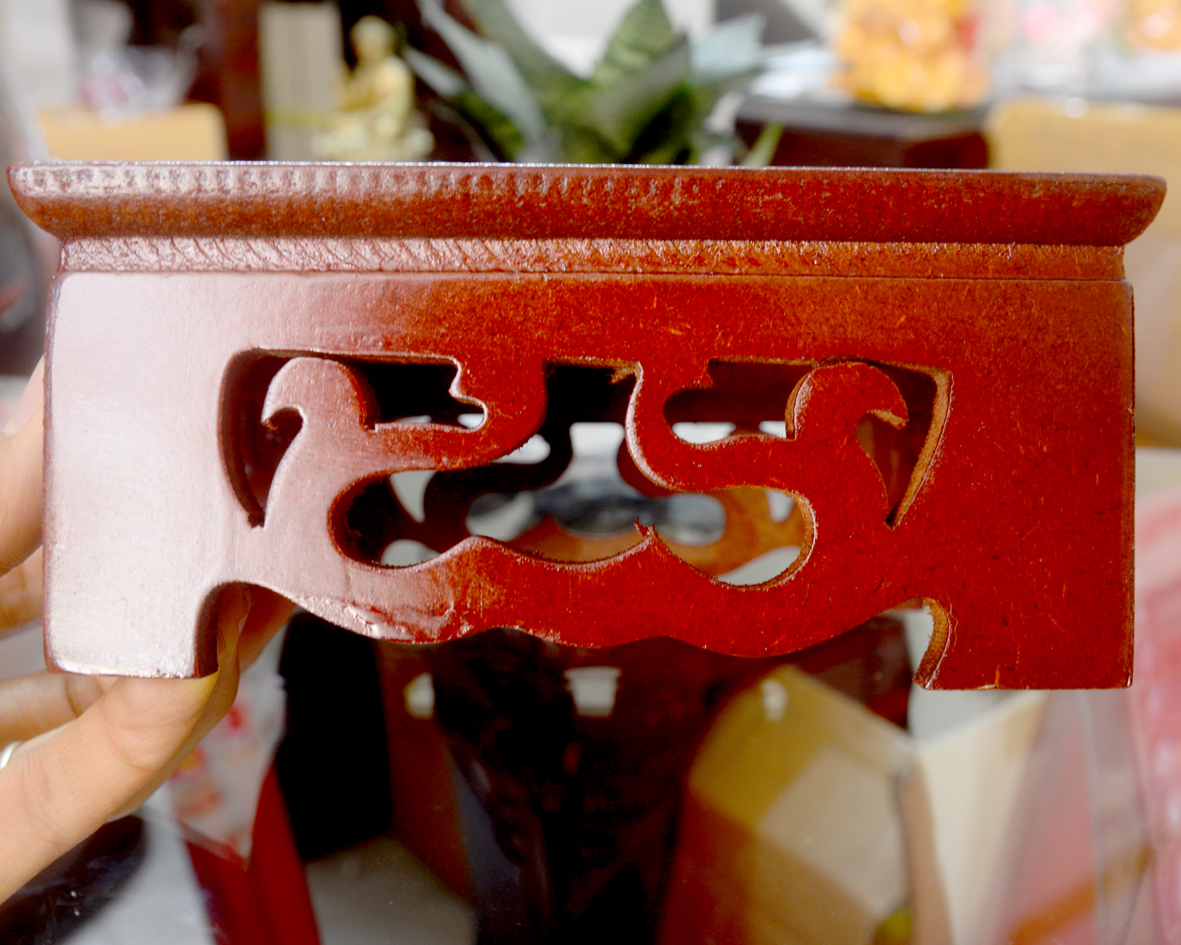 Đôn gỗ đặt tượng thờ chạm khắc gỗ MDF