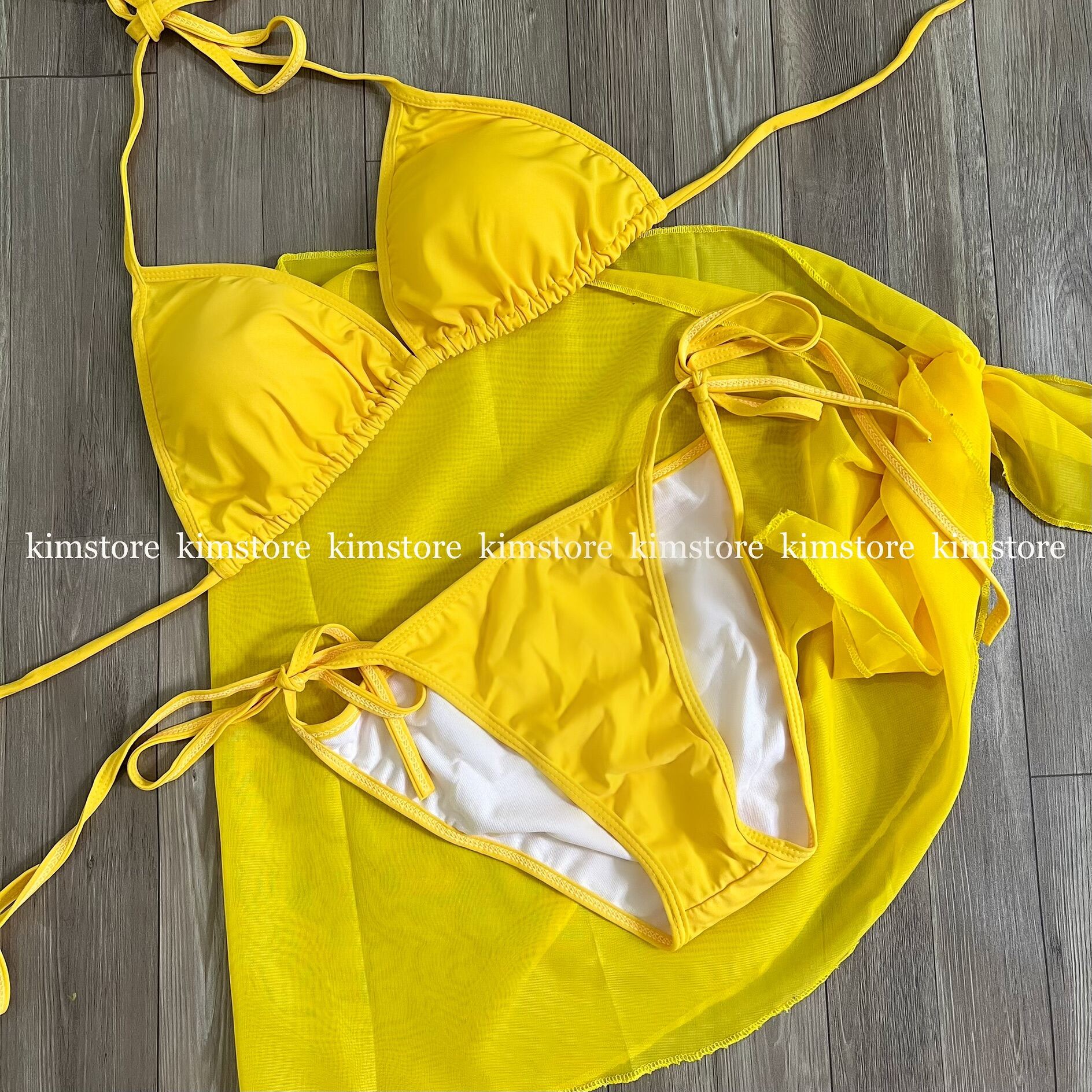 Set bikini basic kèm khăn nhiều màu.