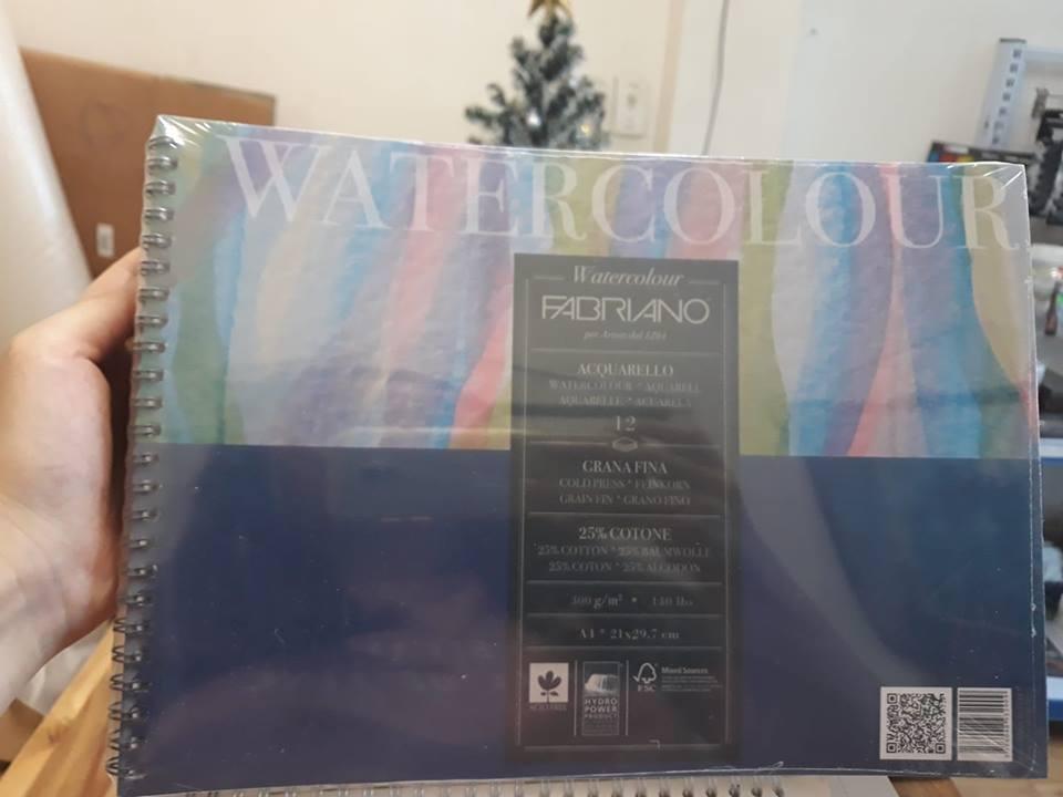 Sổ vẽ màu nước giấy Fabriano, khổ A4, 300 gsm