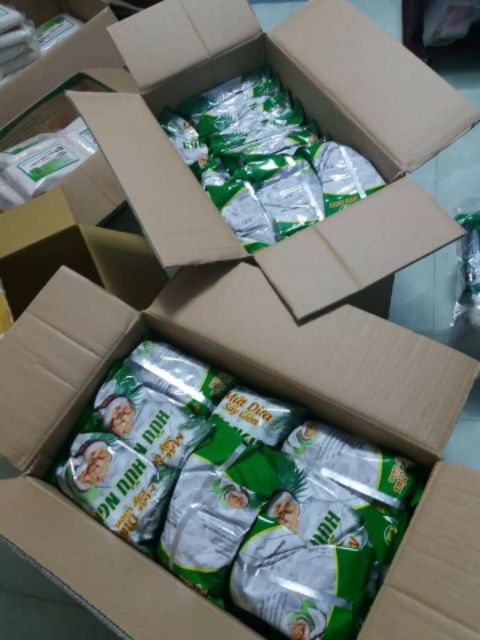 MỨT DỪA SẤY GIÒN HỮU NGHỊ { 10 GÓI/20 GÓI}