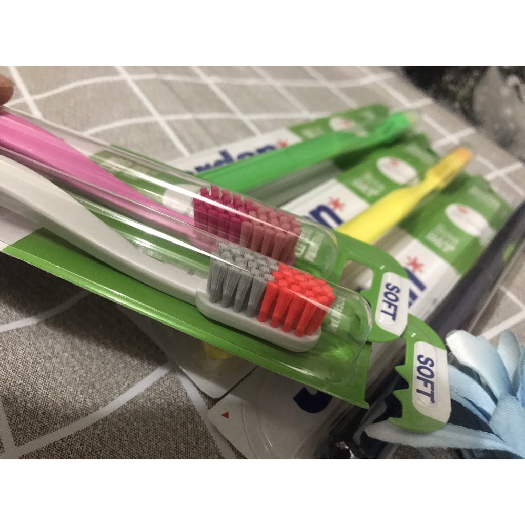 Bàn Chải Đánh Răng JORDAN Clean Smile Soft