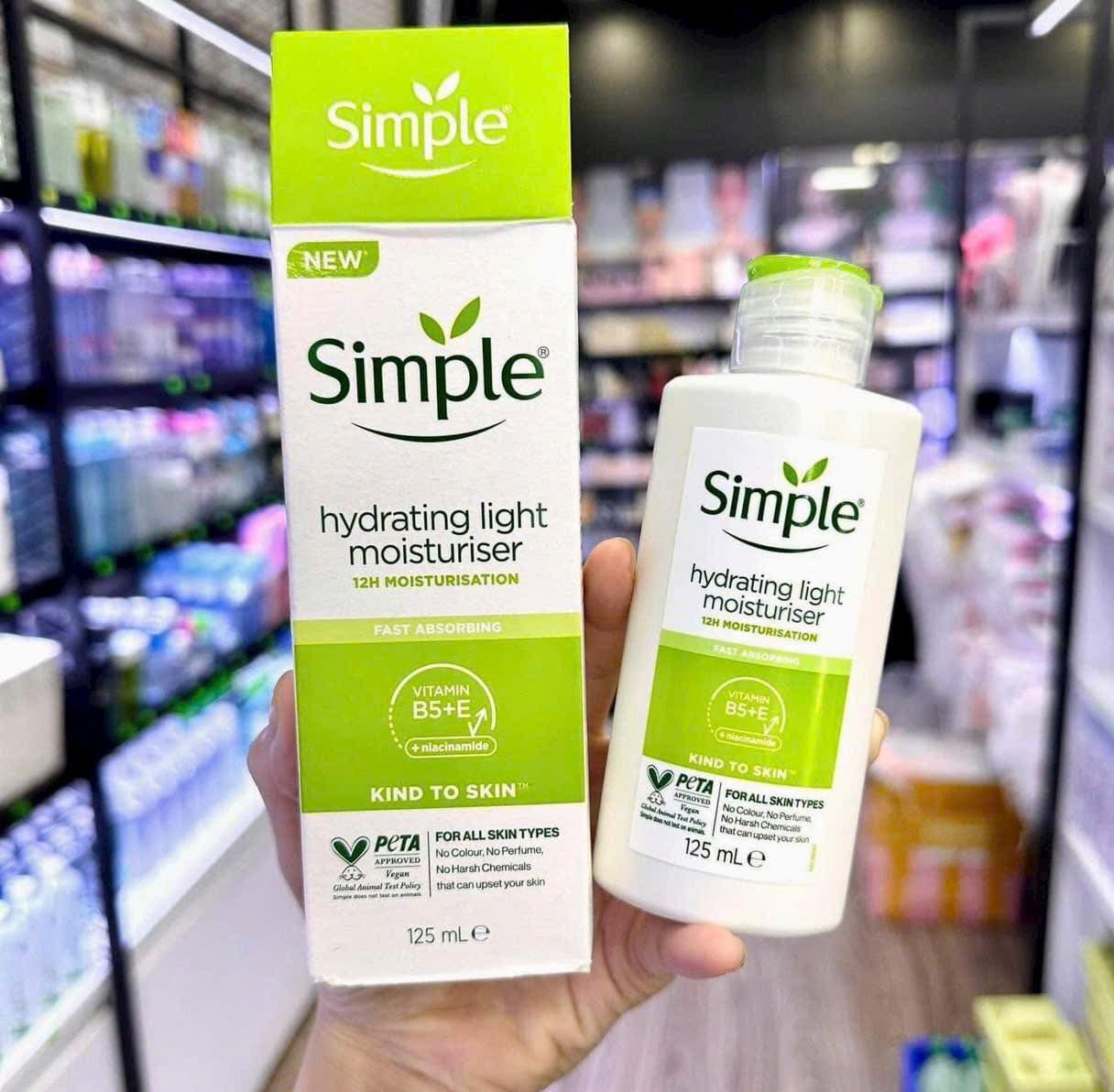 Kem Dưỡng Da Simple Kind To Skin Hydrating Light Moisturiser