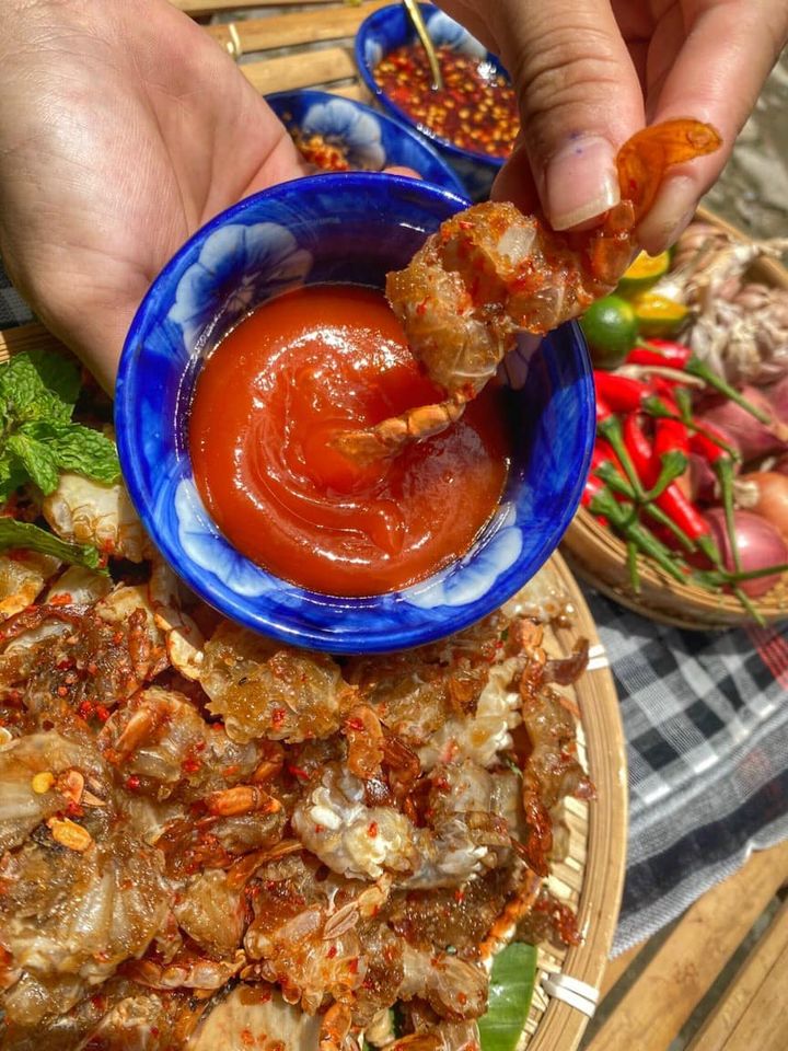 Cua sữa rang muối ớt