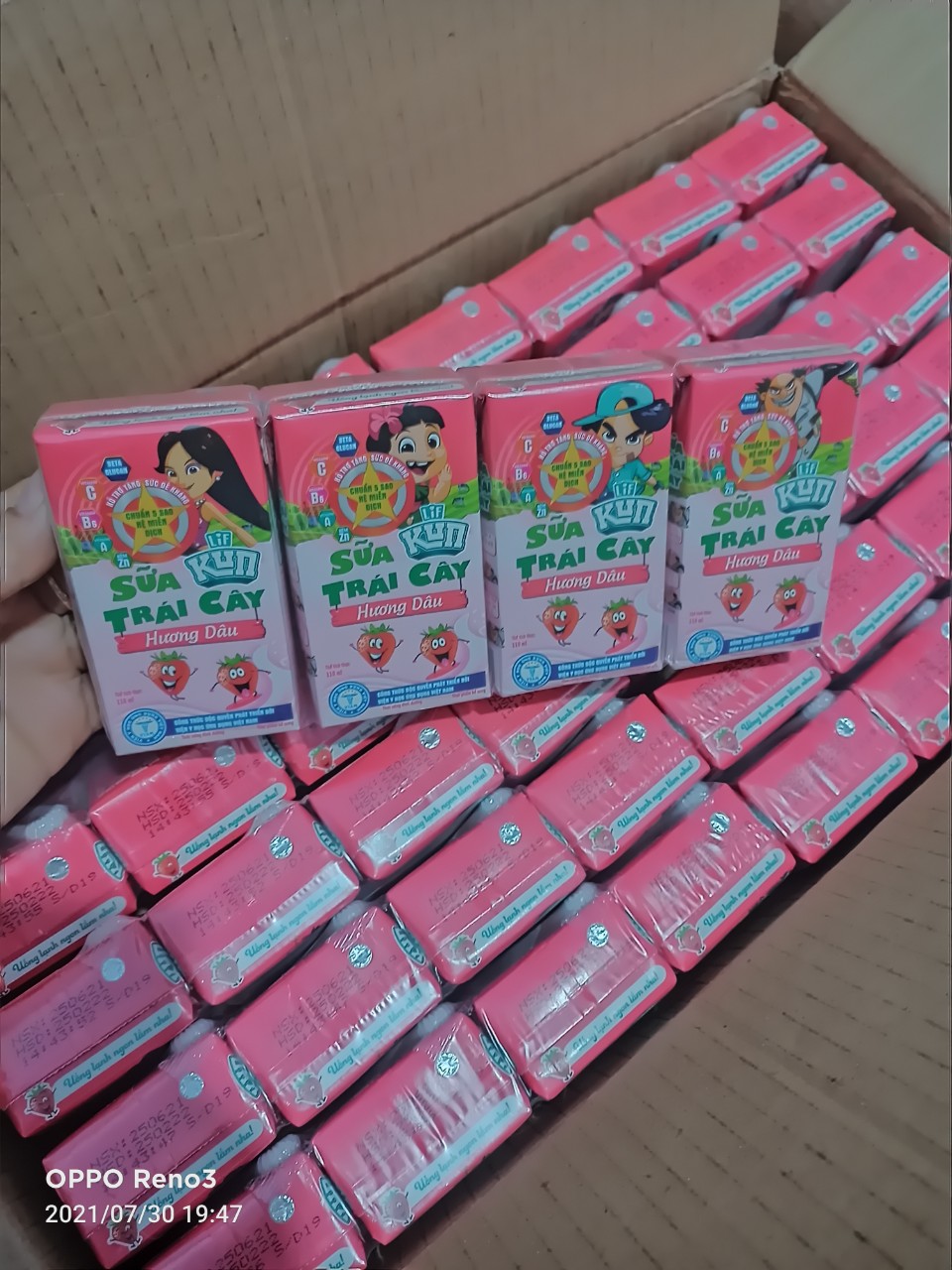 Thùng 48 hộp 110ml Sữa trái cây KUN DÂU