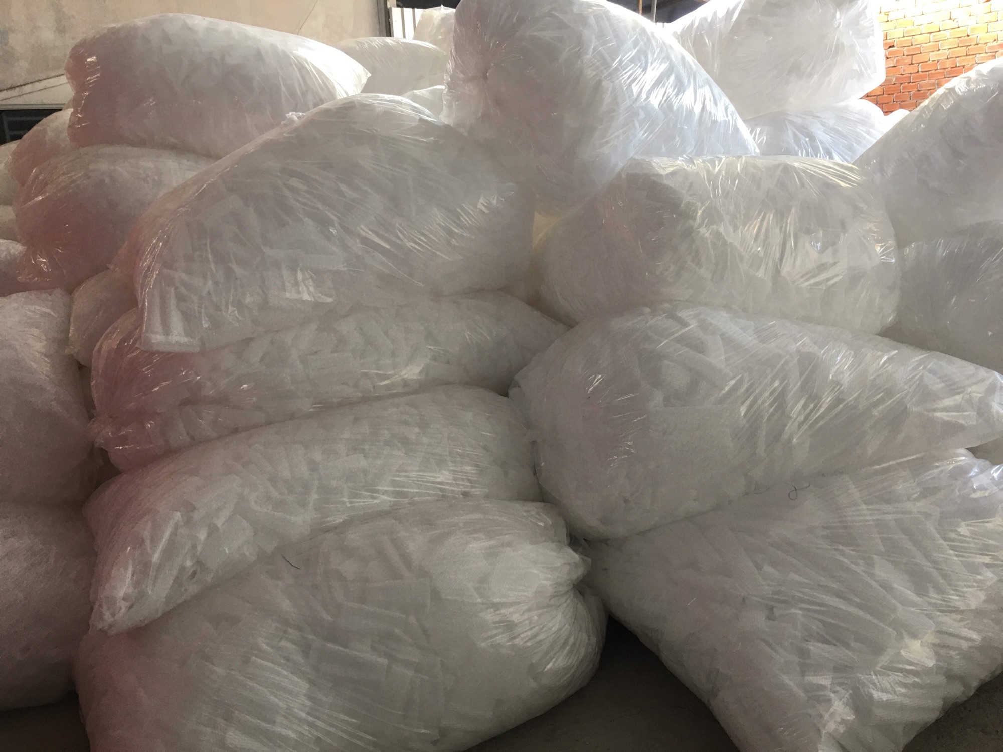 Xốp bọc trái cây (0.5kg, kích thước 6 x 14 cm)