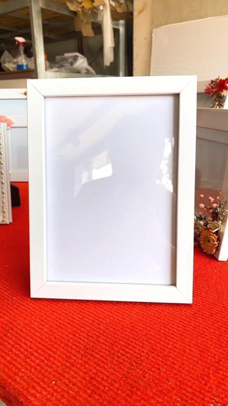 Khung ảnh để bàn, khung ảnh treo tường trắng viền trắng
