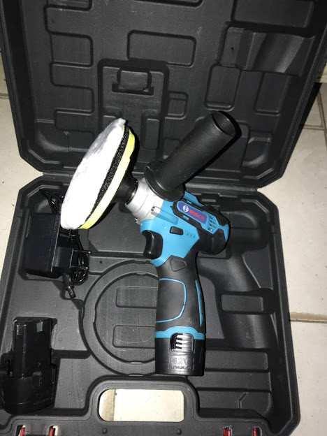 Máy đánh bóng xe ô tô, đồ  nhựa, gỗ Boch MT5020  dùng pin 12 vôn, 6 cấp tốc độ, đĩa 120mm, Madein ThaiLand.
