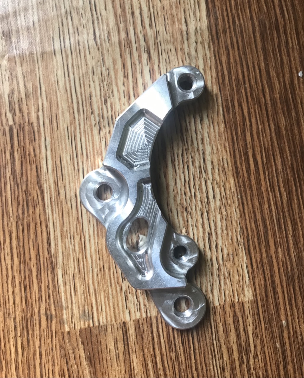 PÁT NHÔM CNC HEO KIỂU 2 PÍT BREMBO NISIN PHUỘC ZIN LÊN ĐĨA TRƯỚC 190 220 245 260 290 295 300MM CHO TẤT CẢ CÁC DÒNG XE GẮN ZIN KHÔNG CHẾ CHÁO