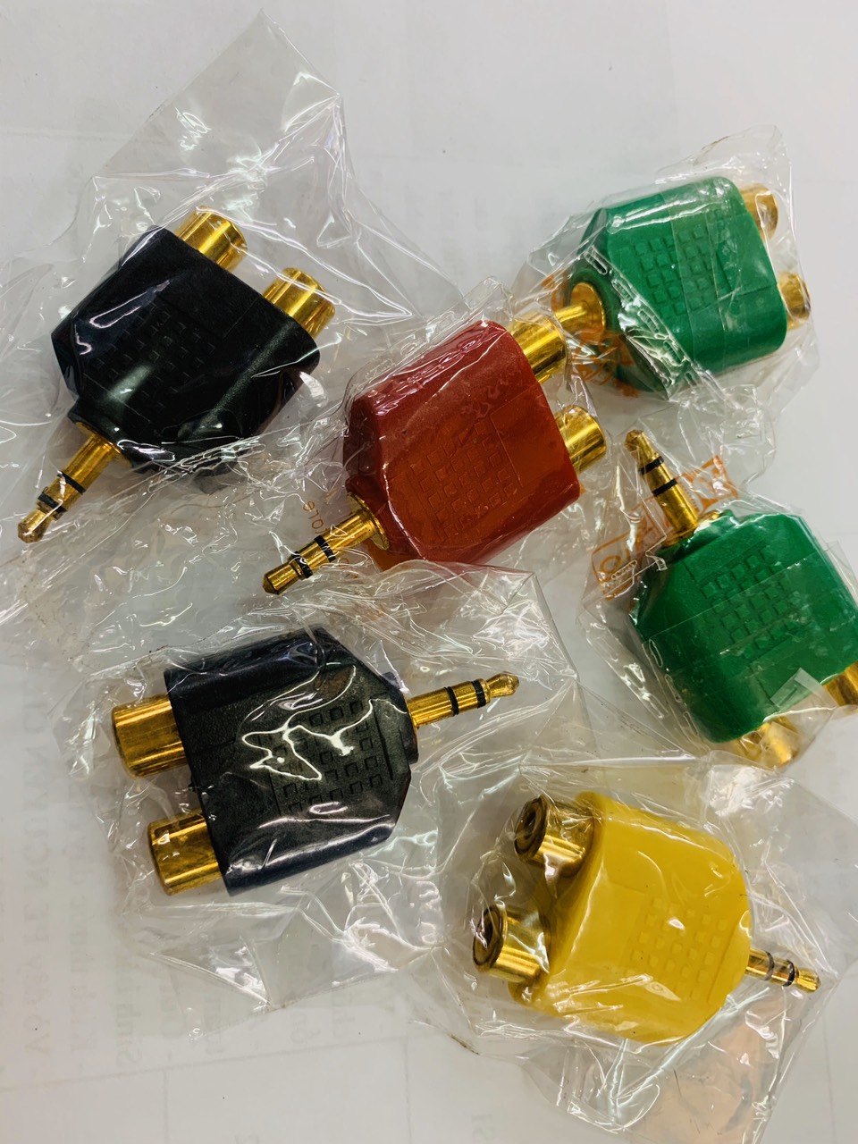 [HCM]Jack chuyển đổi âm thanh 3.5mm sang AV