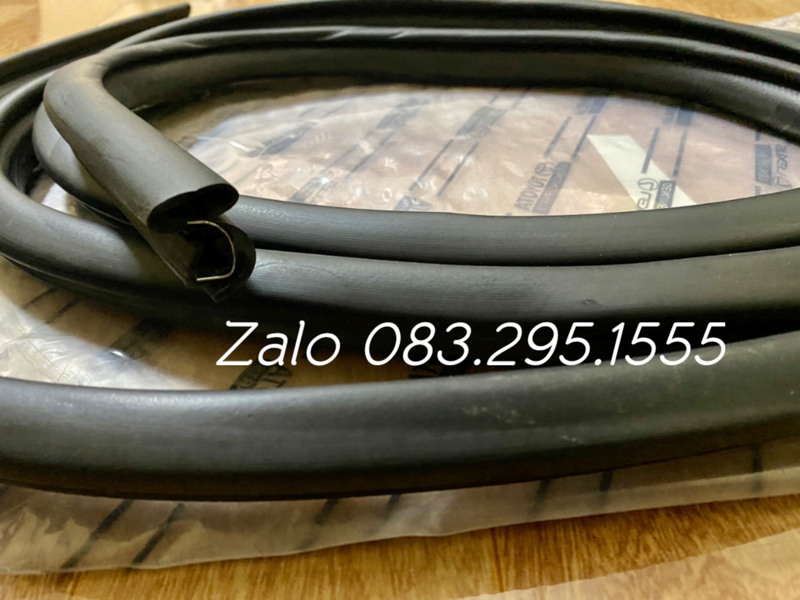 gioăng khung cửa Innova 05 - 15 ,Vios 08 - 13 ( oem )