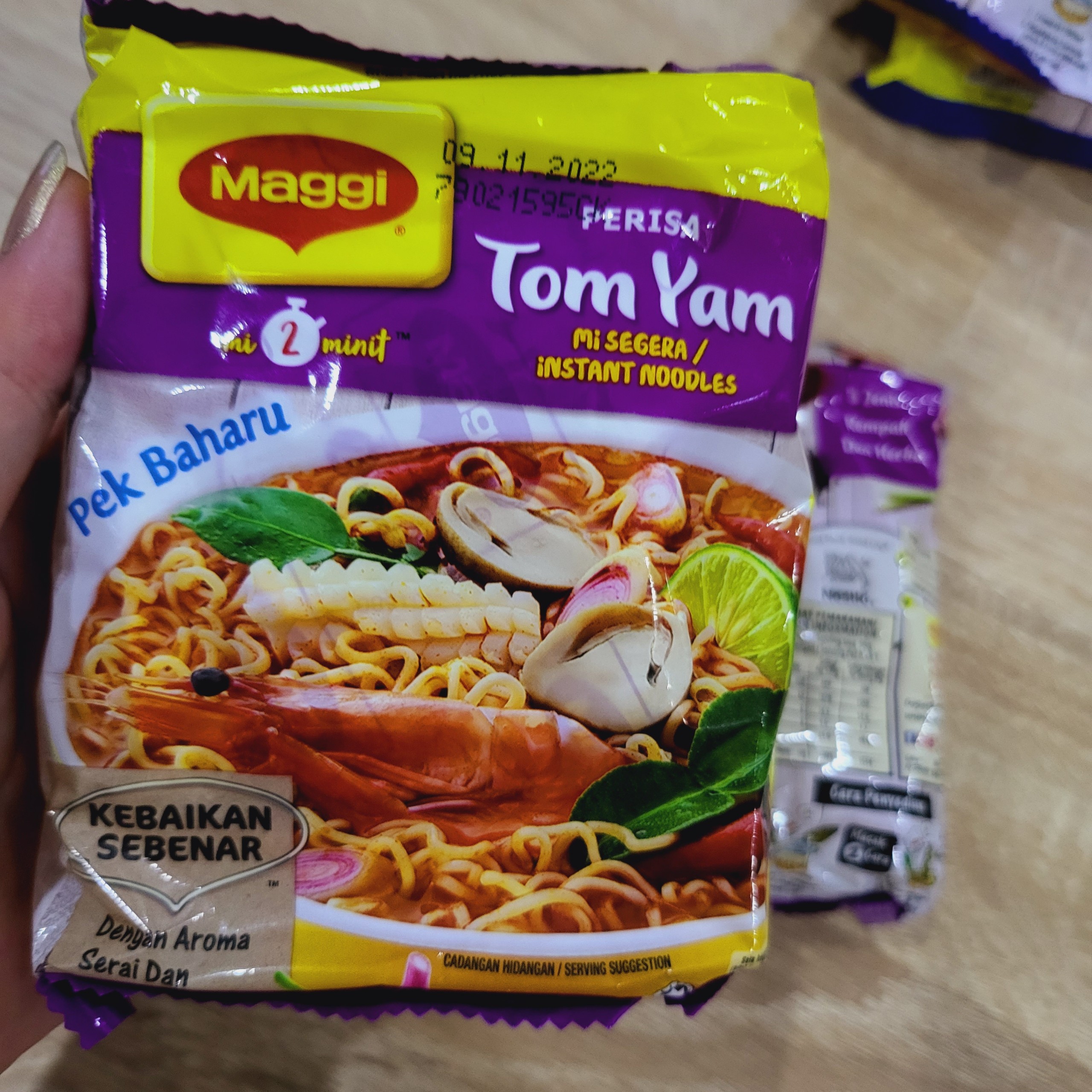 MÌ GÓI MAGGI tom yum Malaysia
