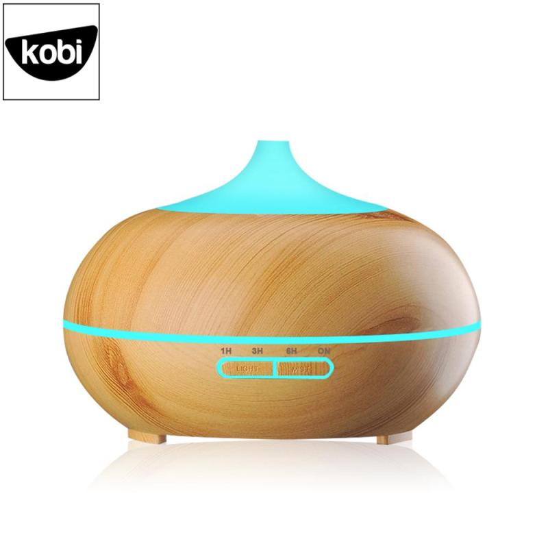 Máy xông tinh dầu Bí Ngô Kobi phun sương mạnh mẽ, không gây ồn, có chế độ hẹn giờ, tự ngắt khi hết nước, đèn led 7 màu, kèm điều khiển từ xa, bảo hành 6 tháng