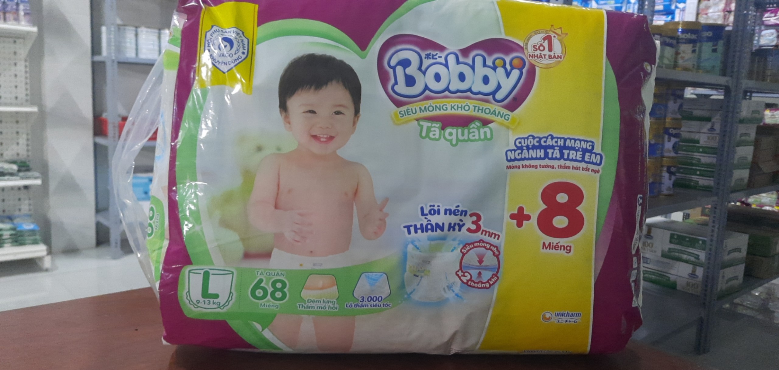 Tã Quần Bobby L68 + 8 Miếng