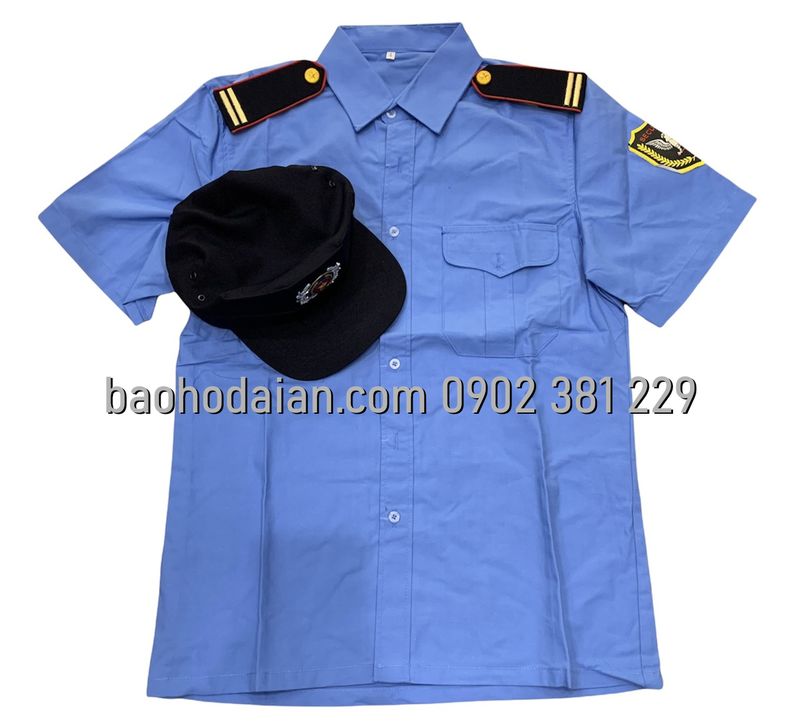 Áo bảo vệ vải si tay ngắn kèm cầu vai 2 gạch đồng viền đỏ kèm nón bảo vệ