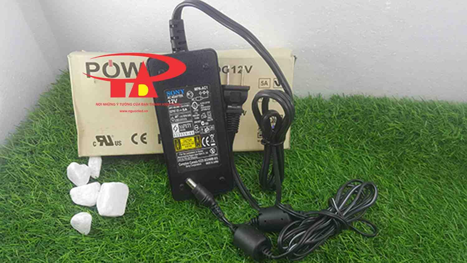Adapter 12V 5A (NÊN MUA, LOẠI TỐT, GIÁ RẺ) chất lượng, đủ ampe dùng cấp nguồn Adaptor DC12V 5A cho các thiết bị điện tử, đèn led, bơm nước mini, máy phun sương, máy massage, màn hình LCD, TV box, board mạch điện tử, tự động hóa