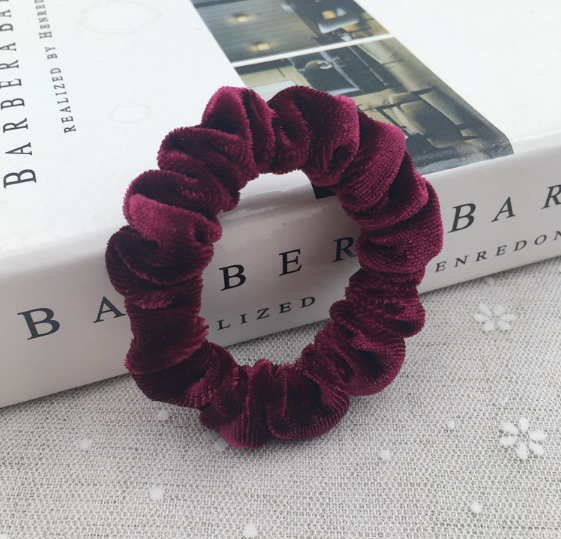 Scrunchies cột tóc vải nhung mềm