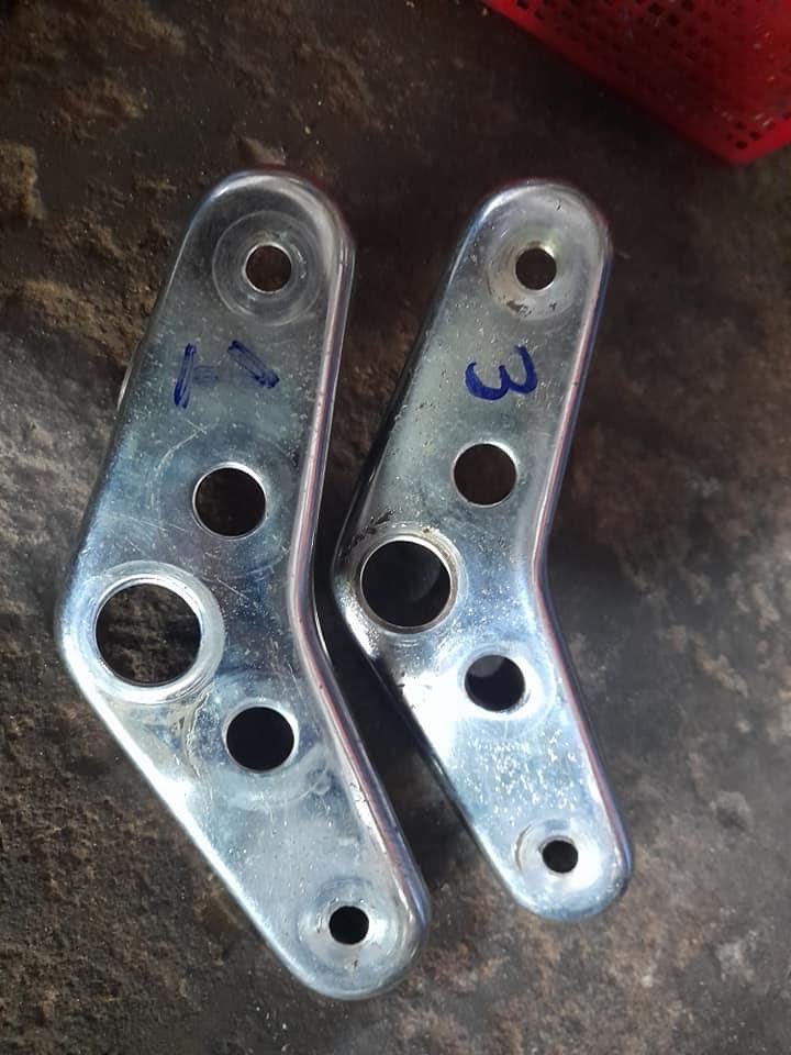 Ban thờ, mặt bắt ghi đông xe honda chaly (hàng tháo xe)