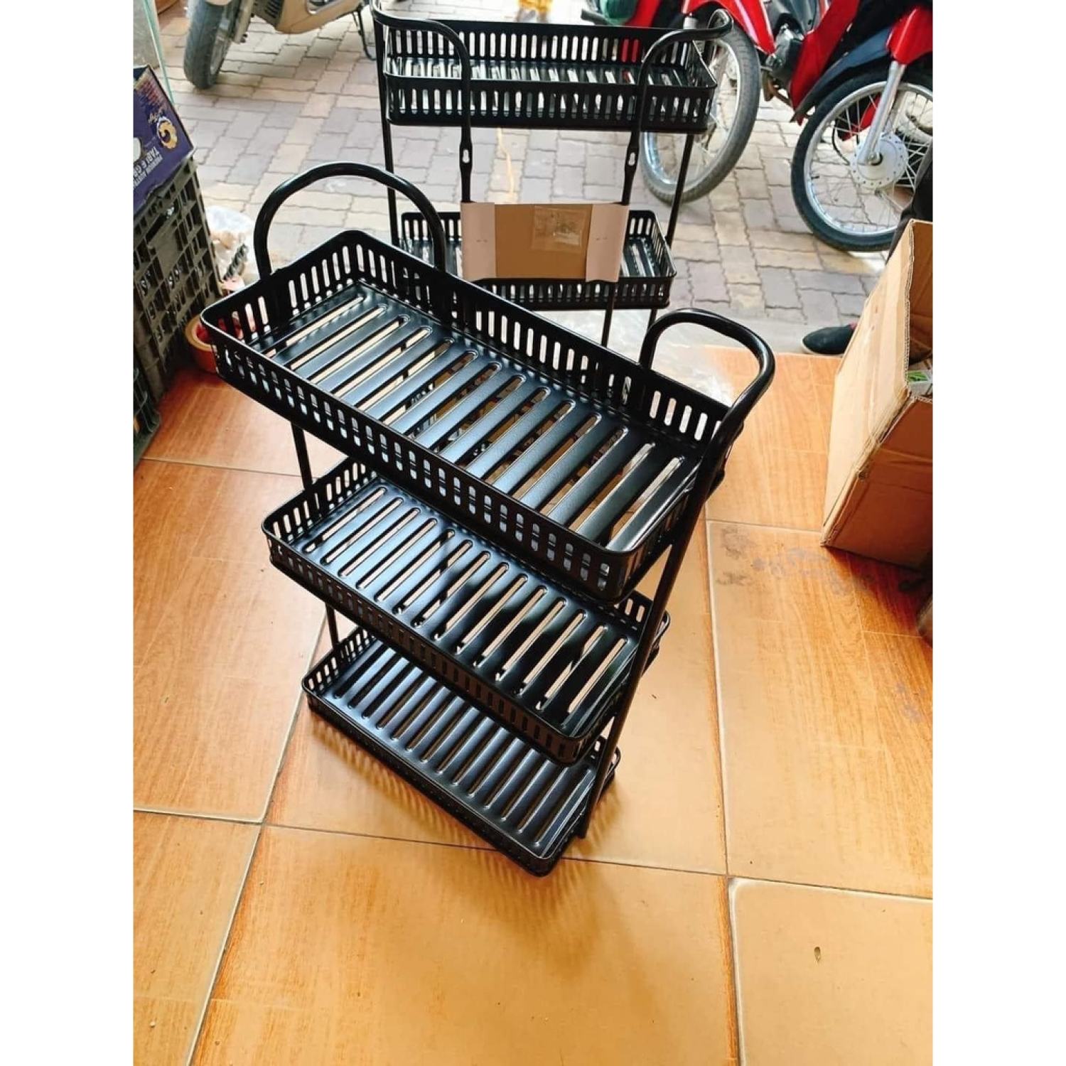 Kệ góc gia vị 3 tầng sắt