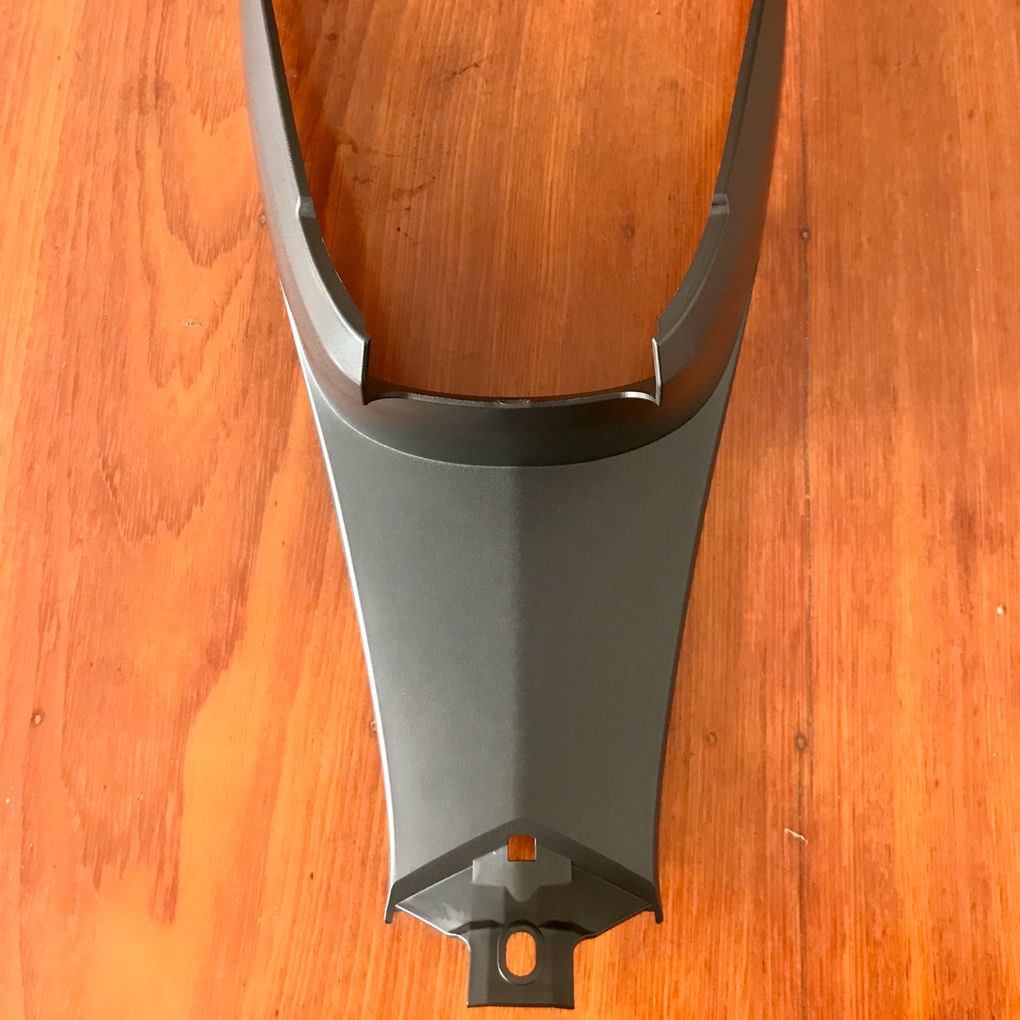 Ốp Thùng Xăng - Yếm Bình Xăng Sirius Chính Hãng Yamaha